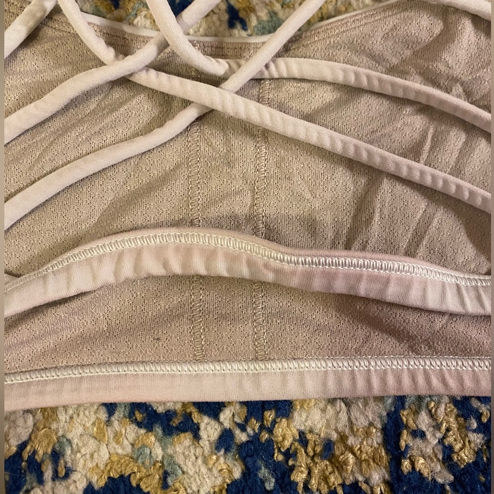 Lululemon bra - Picture 2 of 4